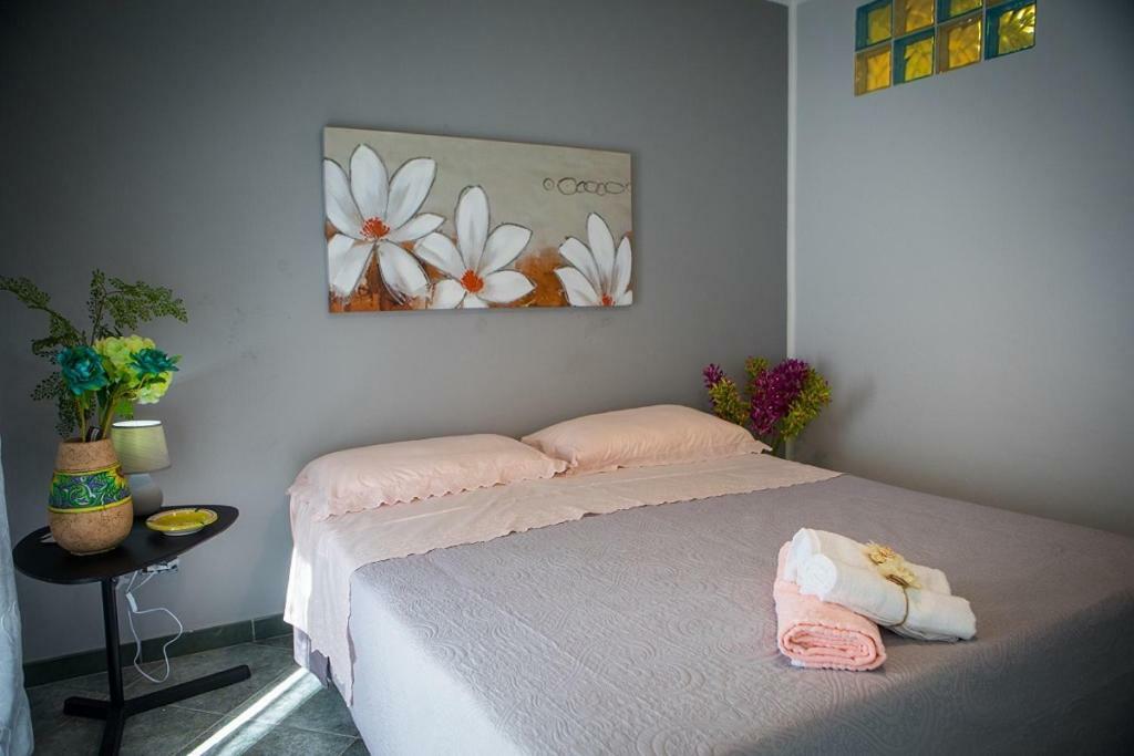 Casa Vacanze Fede Санто Стефано ди Камастра Екстериор снимка